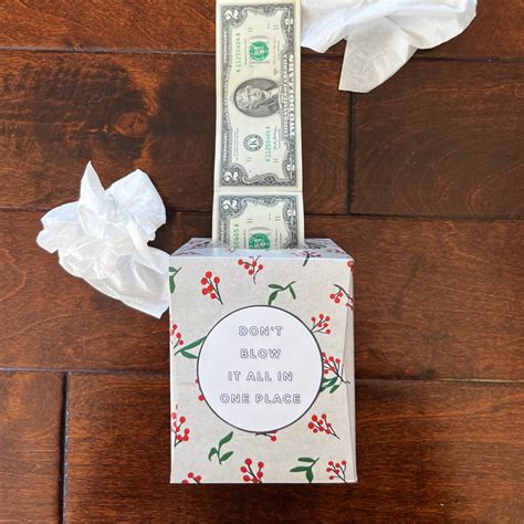 5 Ways to Gift Money This Holiday 